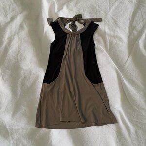 Stylish Black and Tan Sleeveless Dress